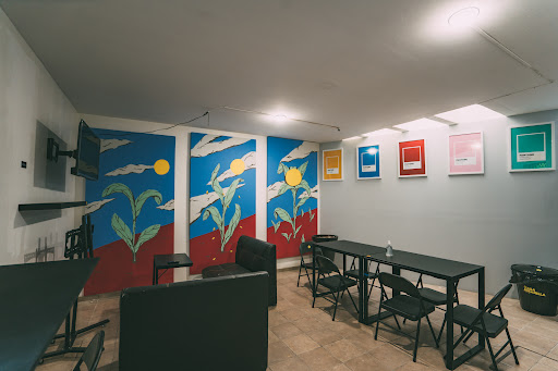 Casa Amarilla Coworking - Real del Bosque